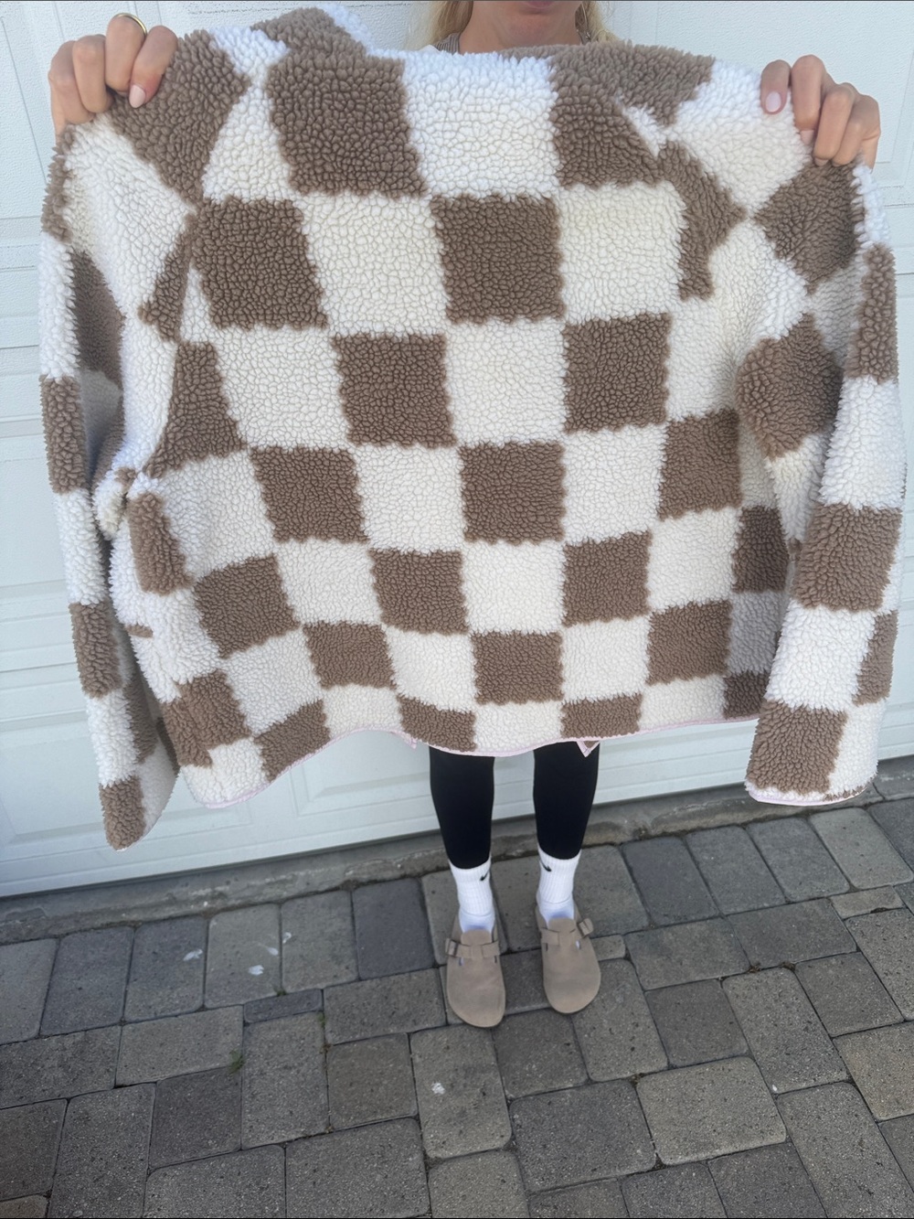 Checkerboard Sherpa Jacket in Cream & Brown - Picture 3 of 3